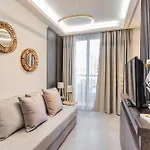 Evitel Luxury Living 公寓式酒店 卡尼奥提