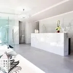 Evitel Luxury Living 4* 卡尼奥提