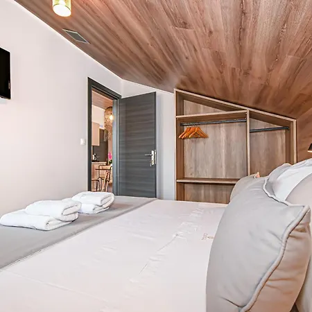 Evitel Luxury Living 3* Hanioti