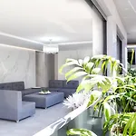 Evitel Luxury Living 아파트호텔 4*