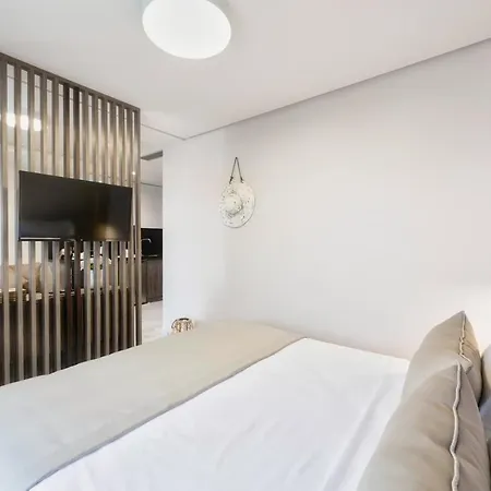 Ξενοδοχείο με διαμερίσματα Evitel Luxury Living