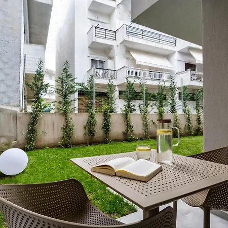 Ξενοδοχείο με διαμερίσματα Evitel Luxury Living 4*