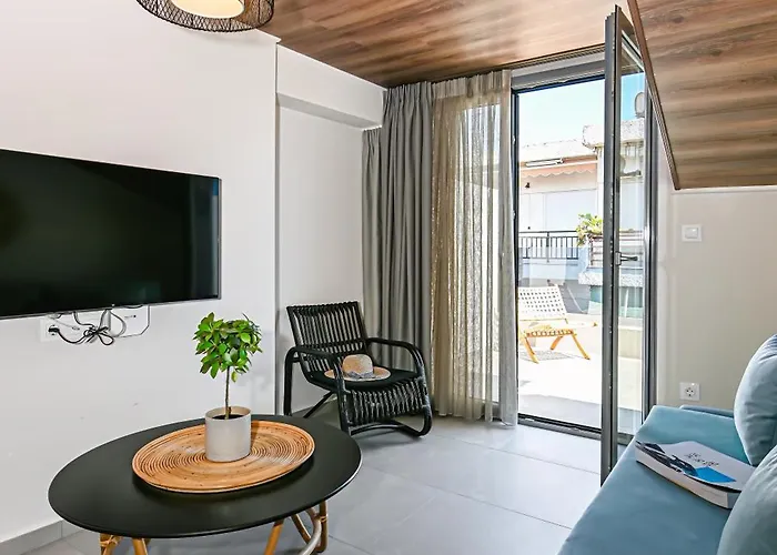 Evitel Luxury Living Aparthotel Hanioti