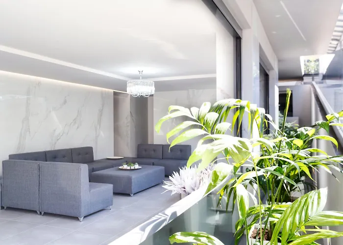 Evitel Luxury Living מלון דירות 4*