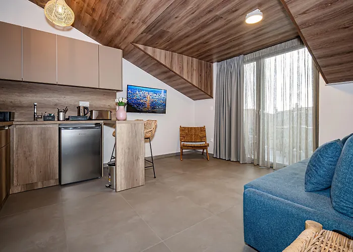 מלון דירות Evitel Luxury Living חניוטי