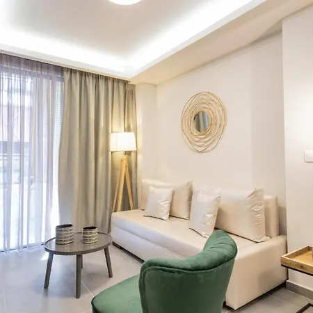 Evitel Luxury Living Aparthotel 4*