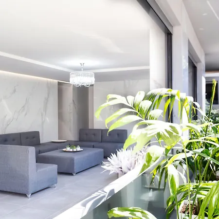 Evitel Luxury Living Aparthotel 4*