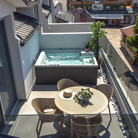 Evitel Luxury Living Lägenhetshotell 4*