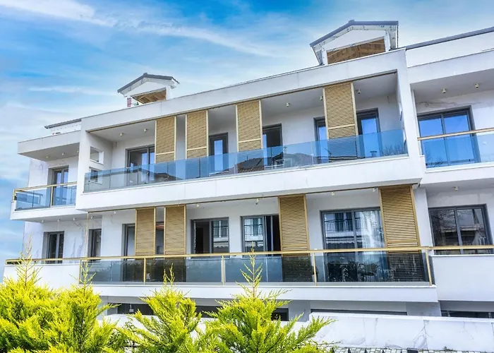 Evitel Luxury Living Aparthotel 4*