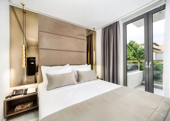 Evitel Luxury Living Apart-hotel